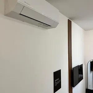 12 Milano